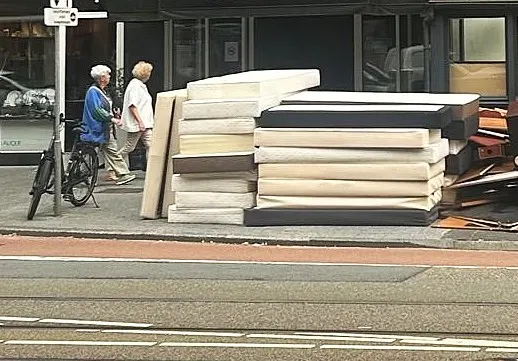 How to Dispose your furniture and mattress waste in NL